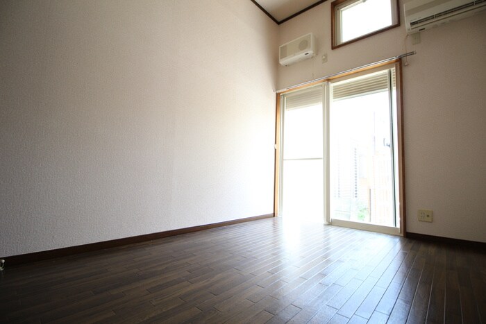 物件内観写真14　(居室)