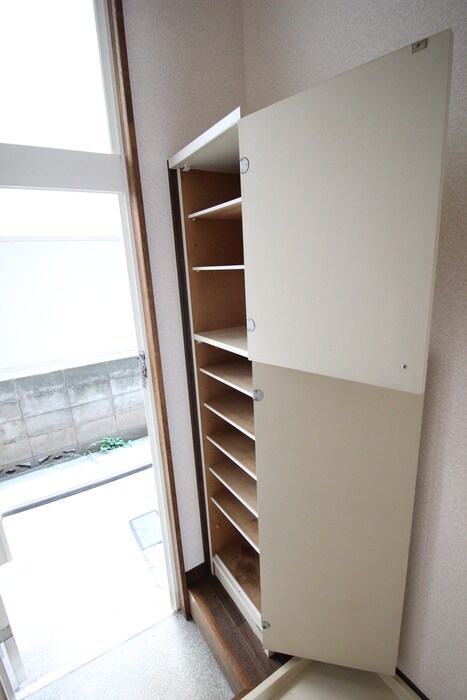物件内観写真17　(靴箱)