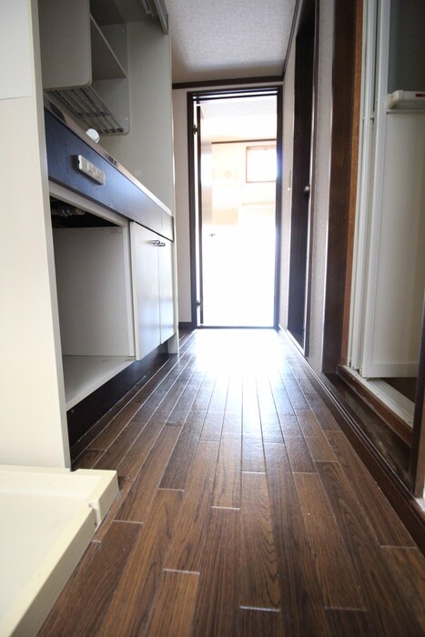 物件内観写真22　(廊下)