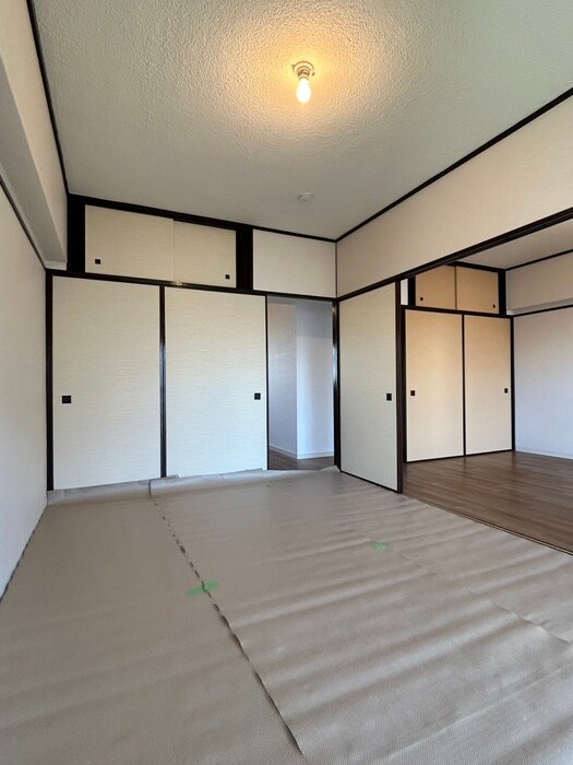 物件内観写真9　(居室)