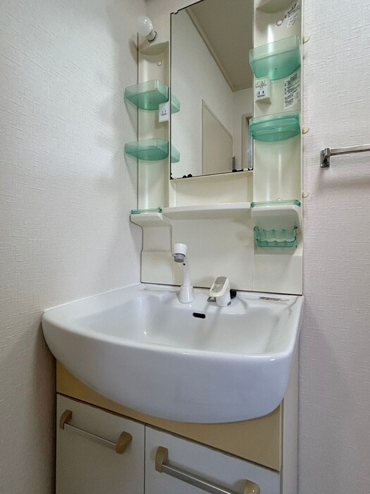 物件内観写真12　(洗面)