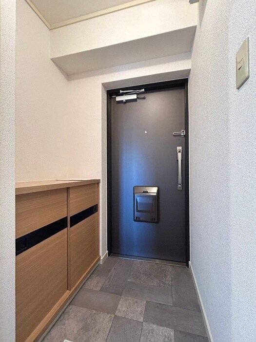 物件内観写真14　(玄関)