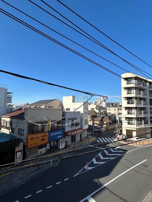 物件内観写真15　(室内からの展望)