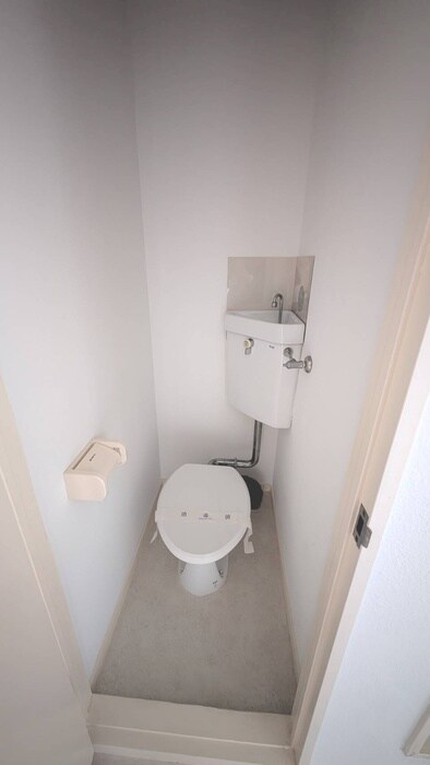 物件内観写真14　(トイレ)