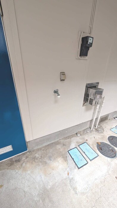 物件内観写真15　(洗濯機置場)