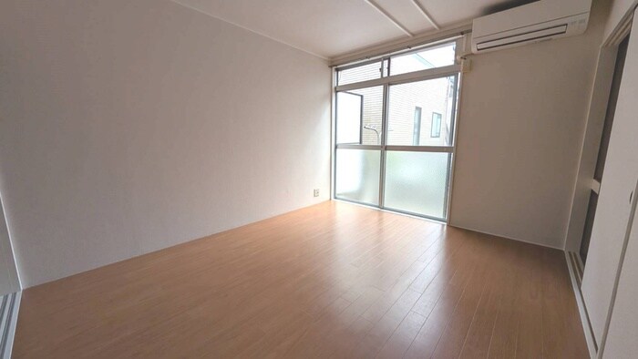 物件内観写真17　(居室)