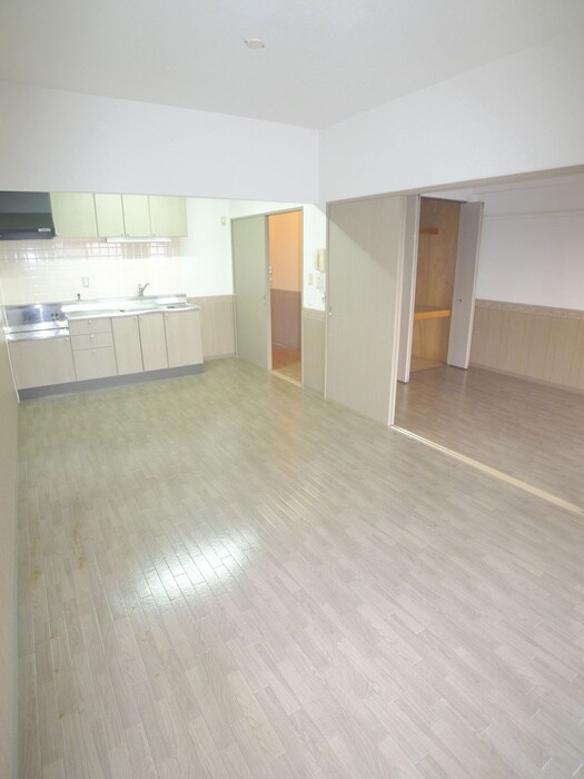 物件内観写真11　(内観写真)