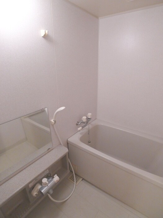 物件内観写真15　(バス／シャワールーム等)