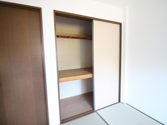 物件内観写真22　(収納)