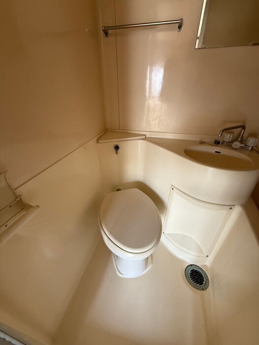 物件内観写真11　(トイレ)