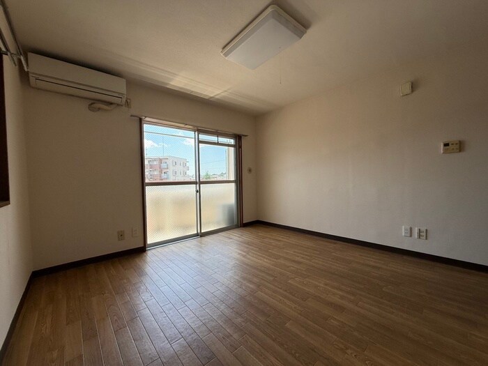 物件内観写真18　(居室)