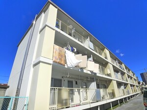 鎌ケ谷サンハイツ外観写真