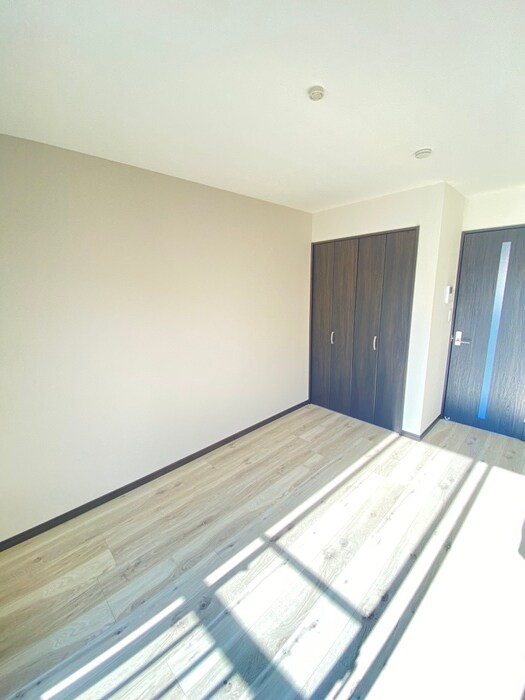 物件内観写真18　(居室)