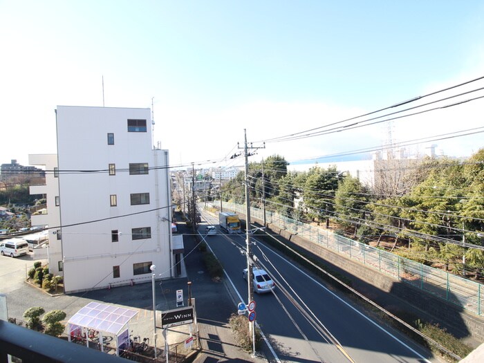 物件内観写真14　(室内からの展望)