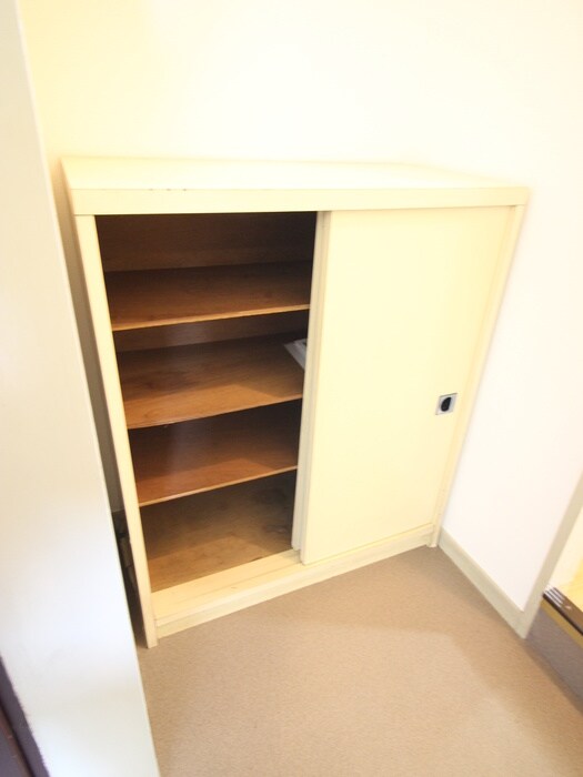 物件内観写真15　(玄関)