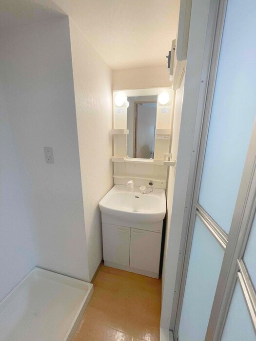 物件内観写真9　(洗面)