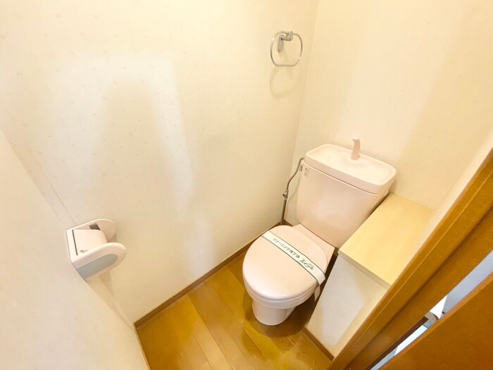 物件内観写真12　(トイレ)