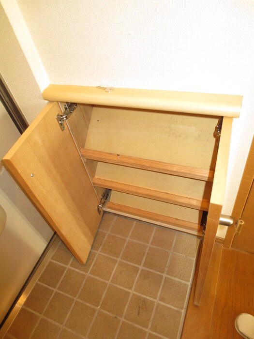 物件内観写真15　(靴箱)