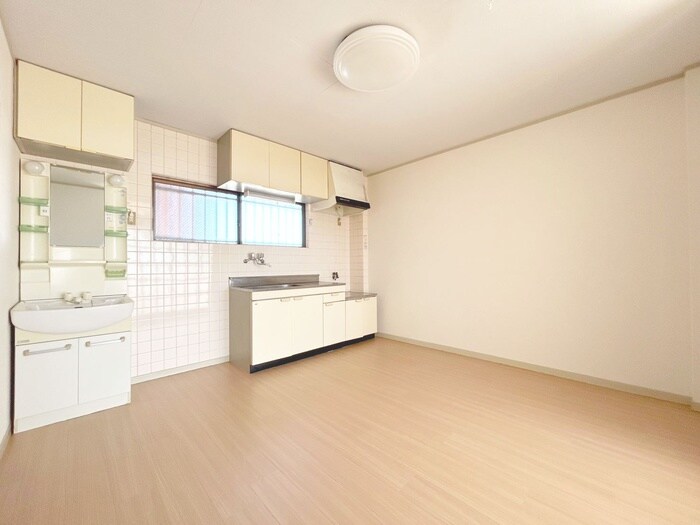 物件内観写真5　(居室)