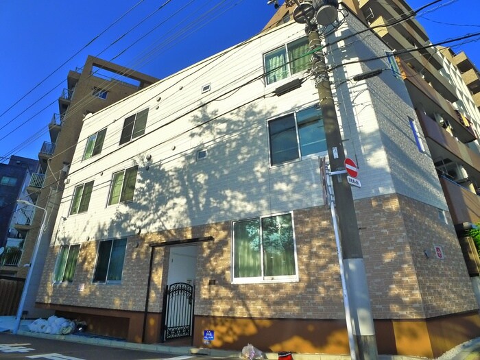 物件外観写真2　(外観写真)