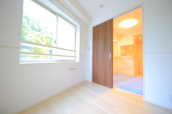 物件内観写真9　(居室)