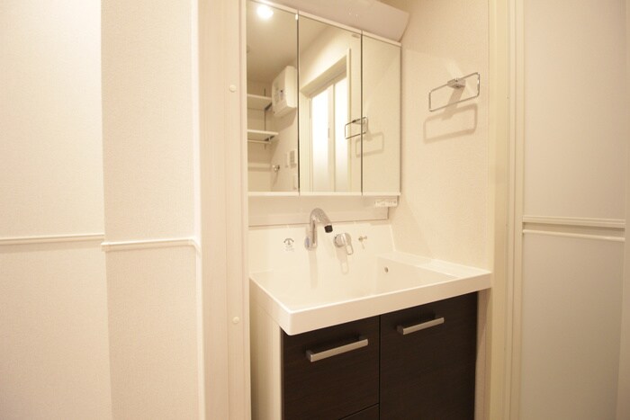 物件内観写真14　(洗面)