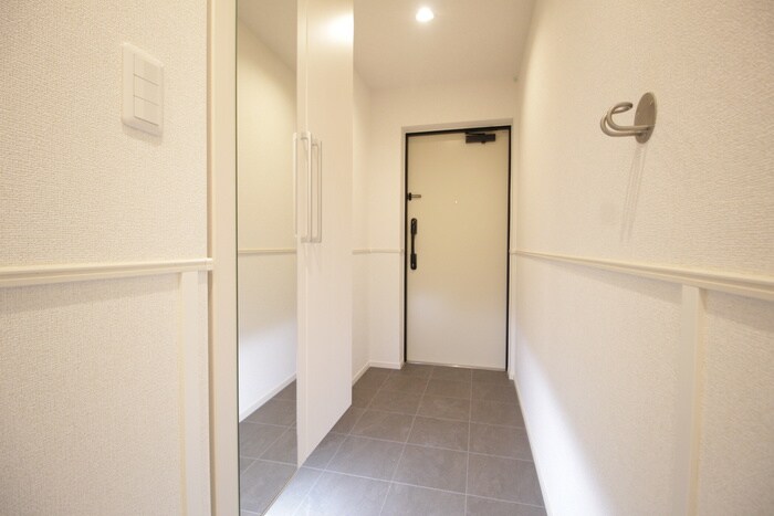 物件内観写真22　(玄関)