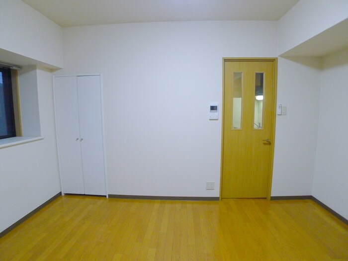 物件内観写真11　(居室)