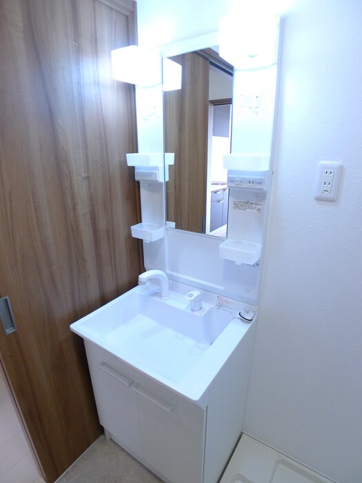 物件内観写真9　(洗面)