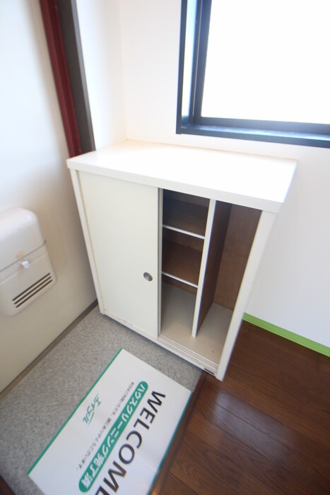 物件内観写真17　(靴箱)