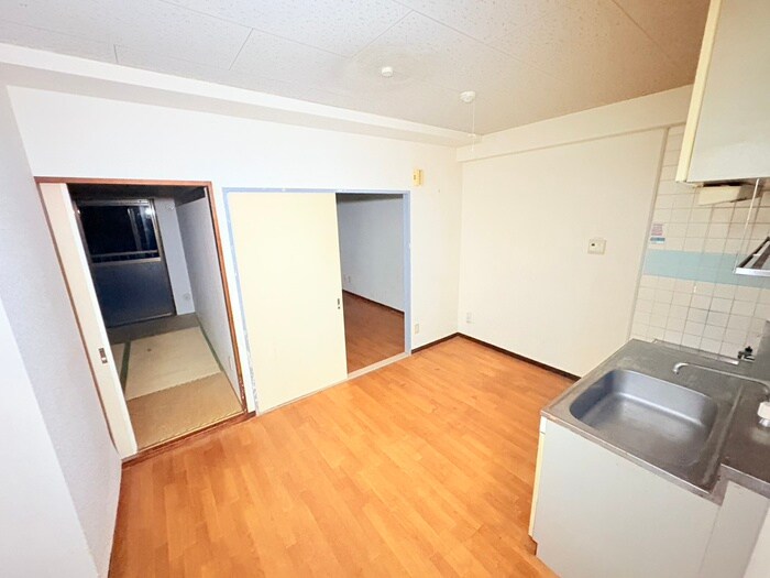 物件内観写真8　(キッチン)