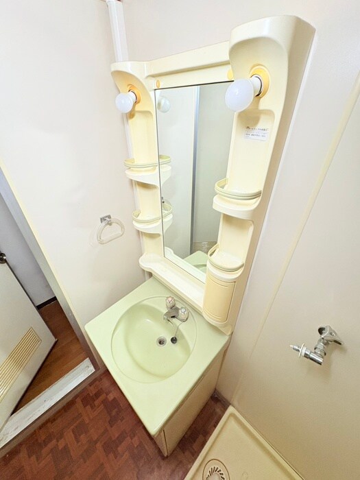 物件内観写真12　(洗面)