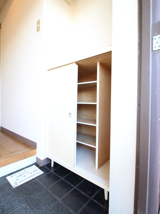 物件内観写真17　(靴箱)