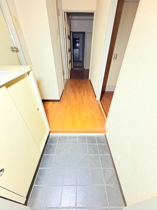 物件内観写真20　(玄関)