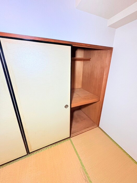 物件内観写真21　(収納)