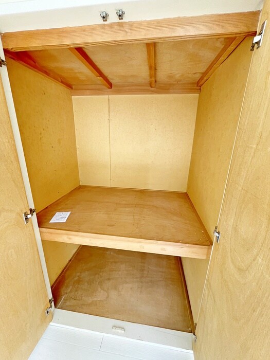 物件内観写真12　(収納)