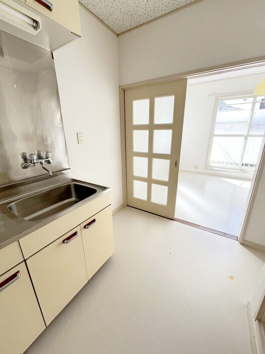 物件内観写真17　(廊下)