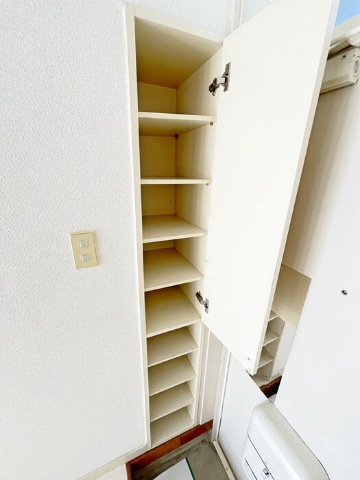 物件内観写真18　(靴箱)