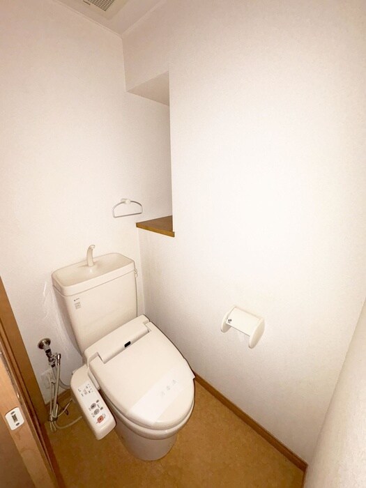 物件内観写真15　(トイレ)