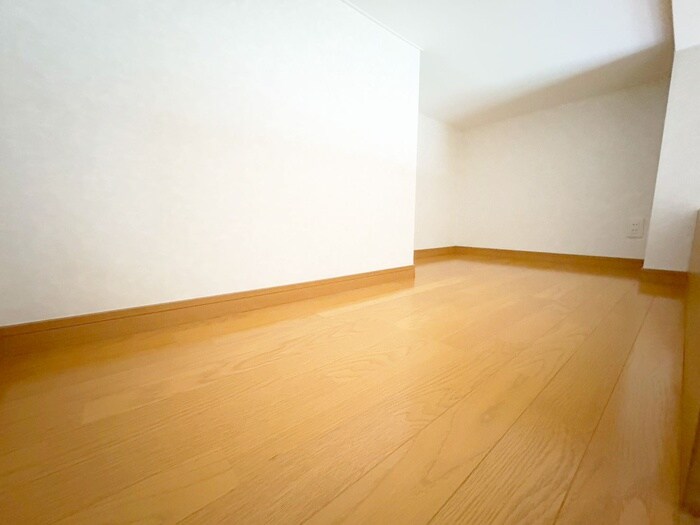 物件内観写真17　(ロフト)