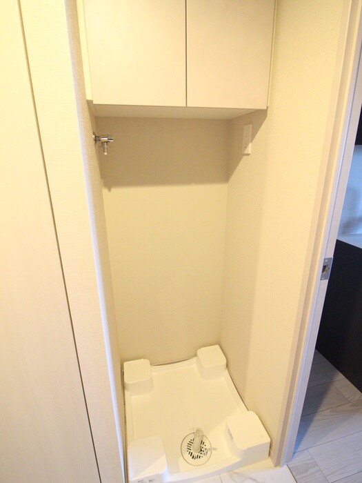 物件内観写真12　(洗濯機置場)