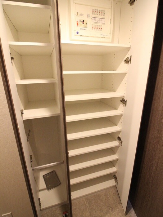 物件内観写真14　(靴箱)