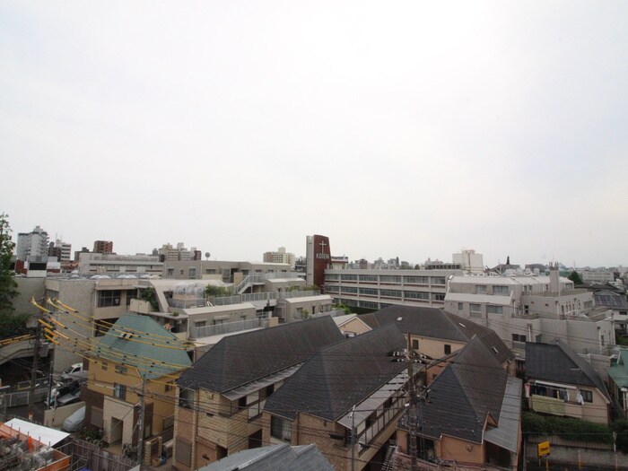 物件内観写真18　(室内からの展望)