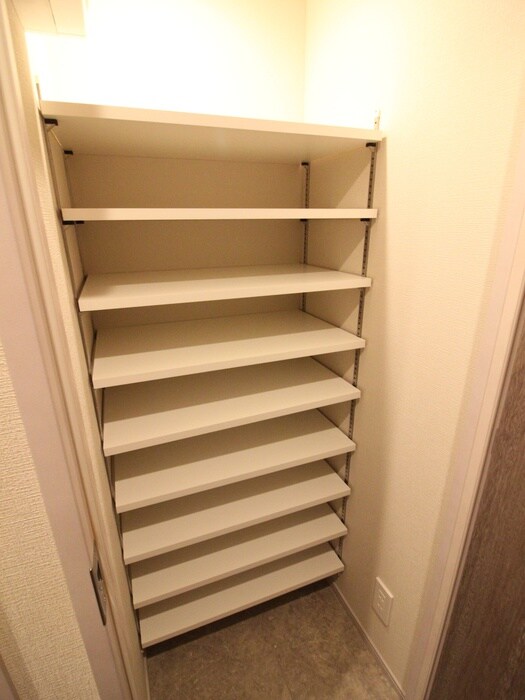 物件内観写真20　(靴箱)