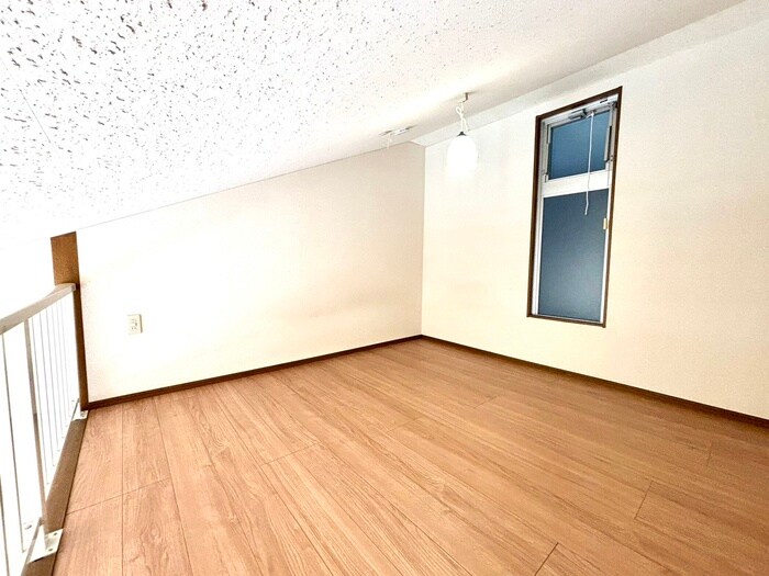 物件内観写真11　(ロフト)