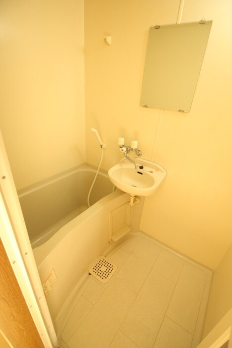 物件内観写真13　(バス／シャワールーム等)