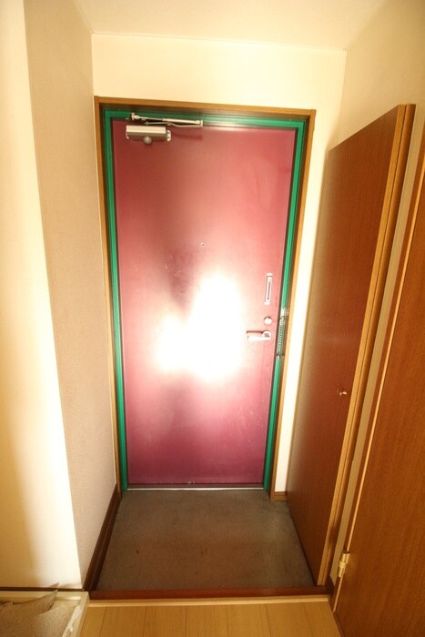 物件内観写真19　(玄関)