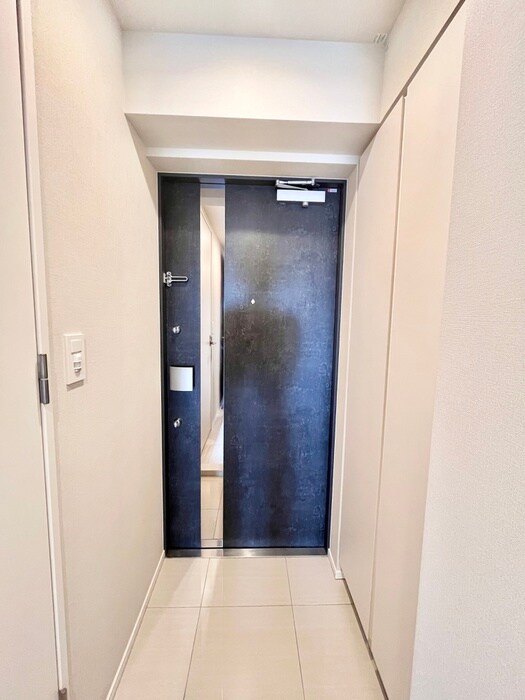 物件内観写真17　(玄関)