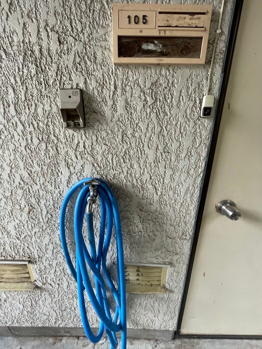 物件内観写真11　(洗濯機置場)