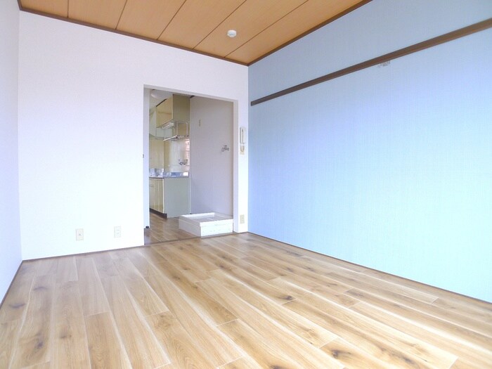 物件内観写真6　(居室)